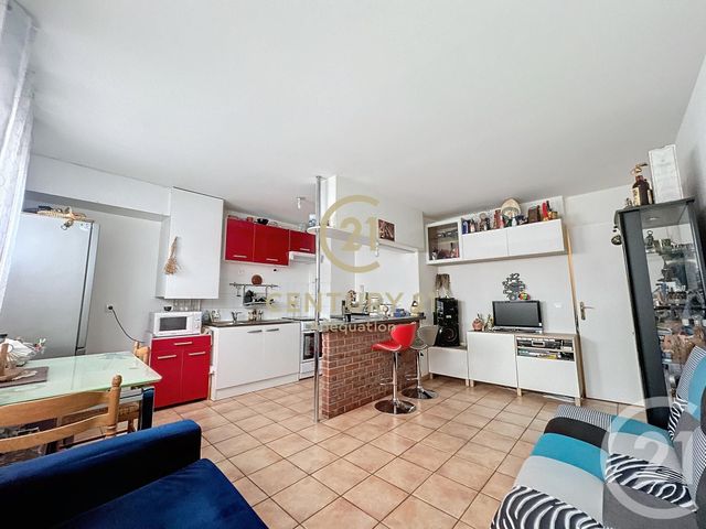 Appartement F2 à vendre - 2 pièces - 50.03 m2 - NOISY LE GRAND - 93 - ILE-DE-FRANCE - Century 21 Adéquation